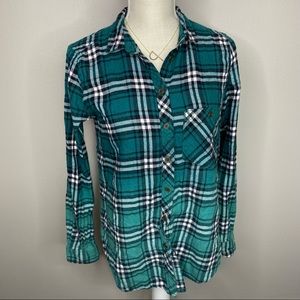 UA BDG Green Ombré Button Up Flannel Small